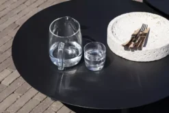 Serax Tweedekansje - Furniture By Bea Mombaers Salontafel 3 -Serax x886x886 serax coffee table 03 salontafel 118 rond4.jpg.pagespeed.ic .qDbHRNuIC5