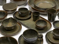 Serax Surface By Sergio Herman Tapasschaal 15x25 Camo Green -Serax x886x886 serax surface by sergio herman diep bord 192.jpg.pagespeed.ic .0H6tU5lIWg 4