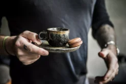 Serax Surface By Sergio Herman Kop En Schotel 13cl Camo Green -Serax x886x886 serax surface by sergio herman kop en schotel 13cl6.jpg.pagespeed.ic .3w5hJSUUa6 1